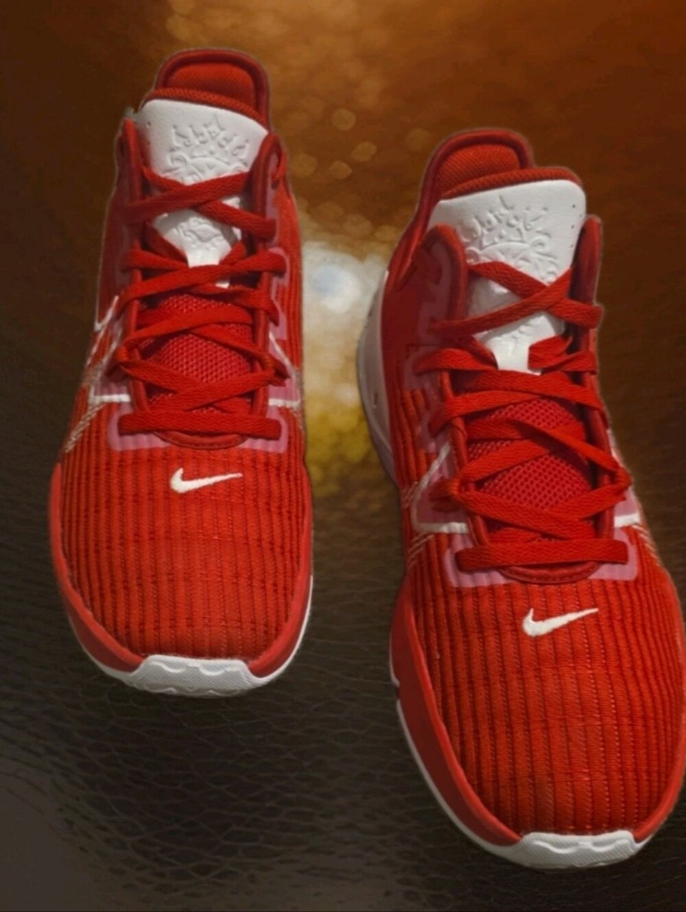 LeBron Witness 6 TB.University Red / University Red / White Sz 12
